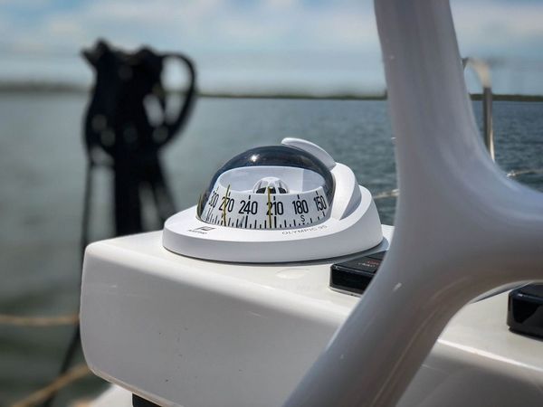 Dufour 360 | Estelle