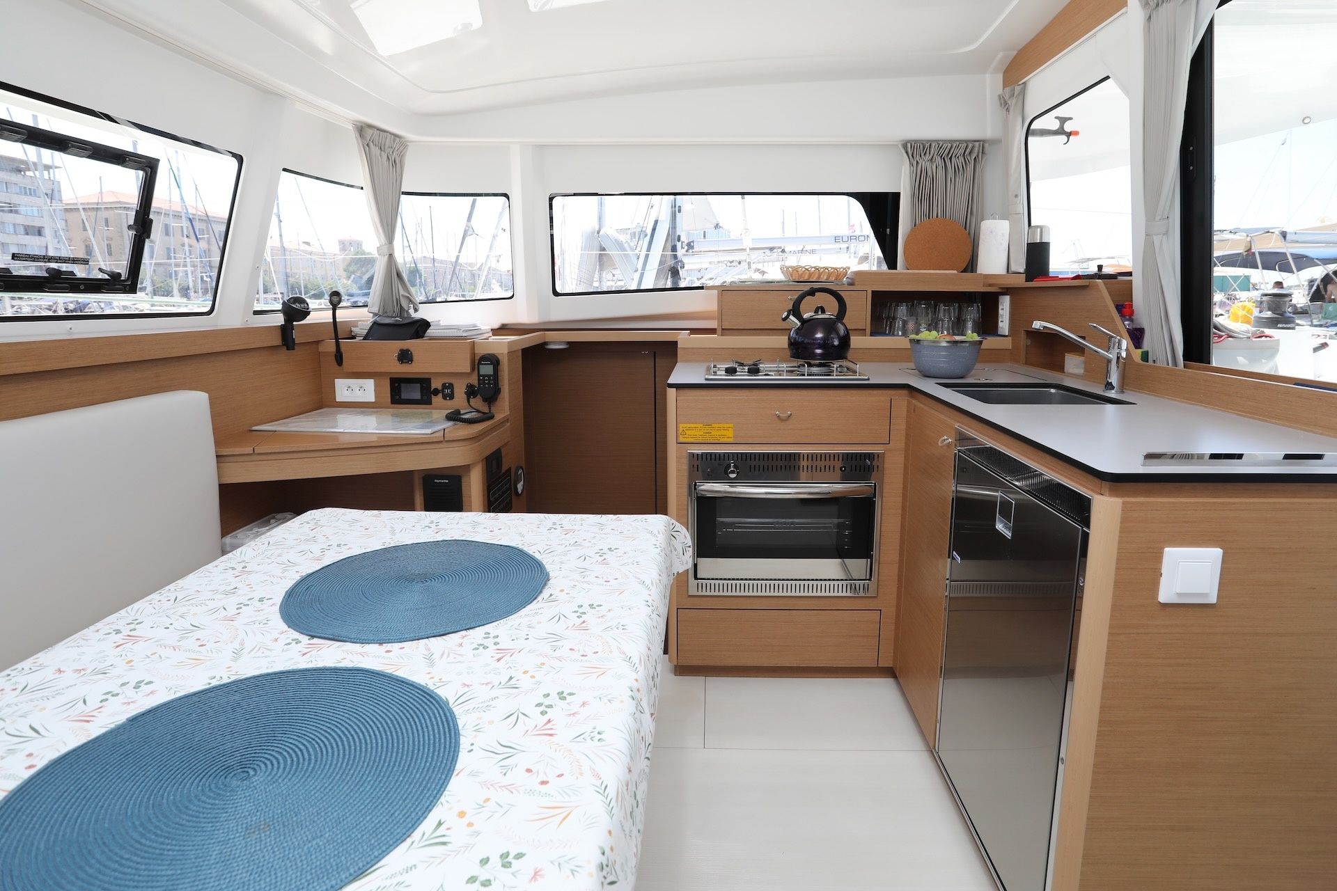 Excess 11 | Gold Kiss