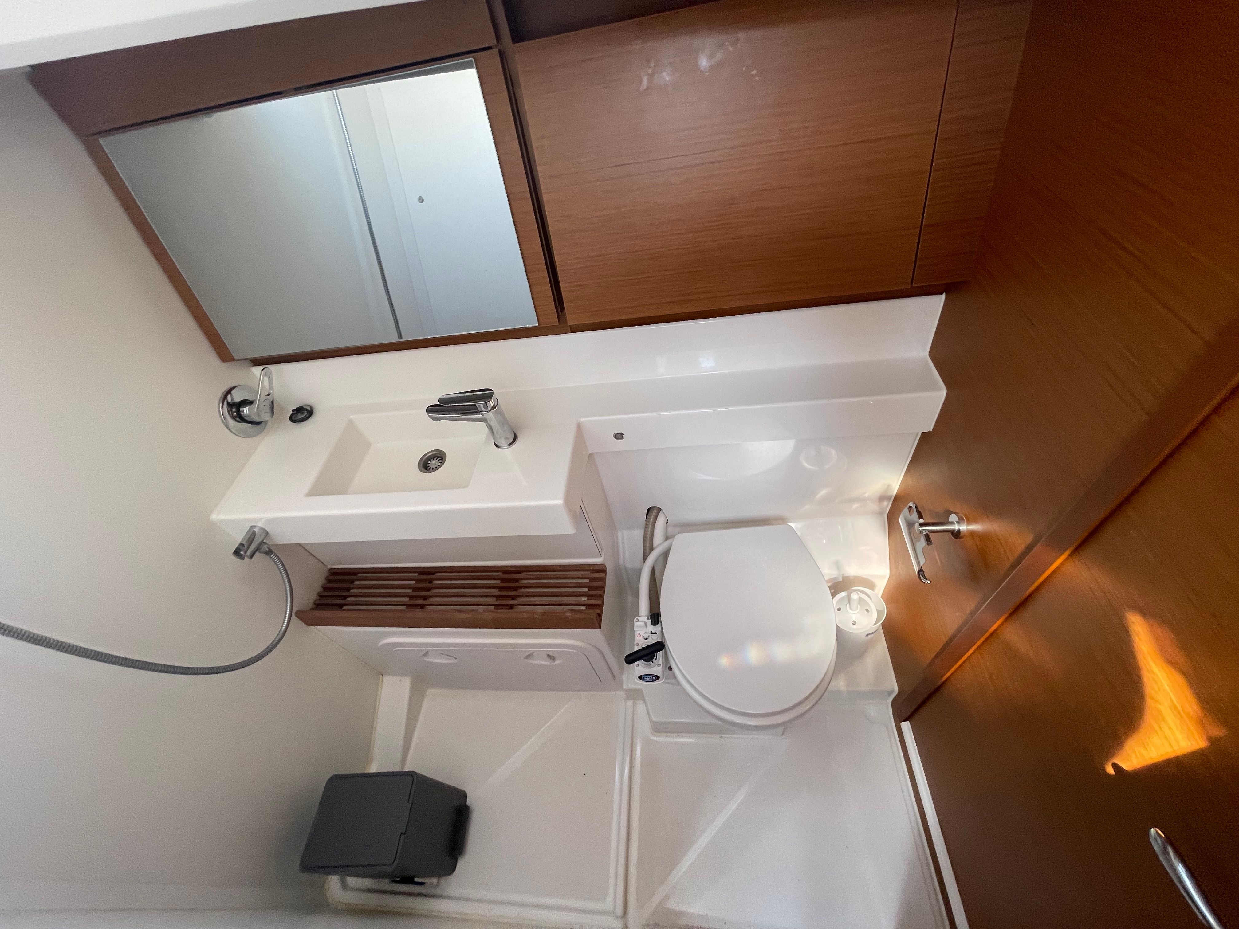 Jeanneau Sun Odyssey 440 | Ecstasea