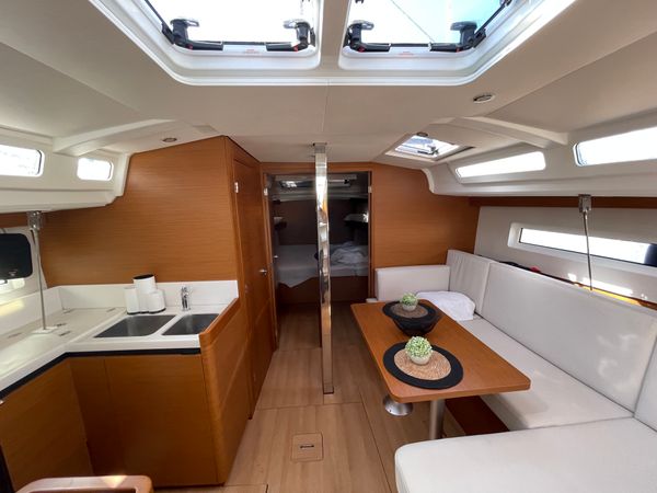 Jeanneau Sun Odyssey 440 | Ecstasea
