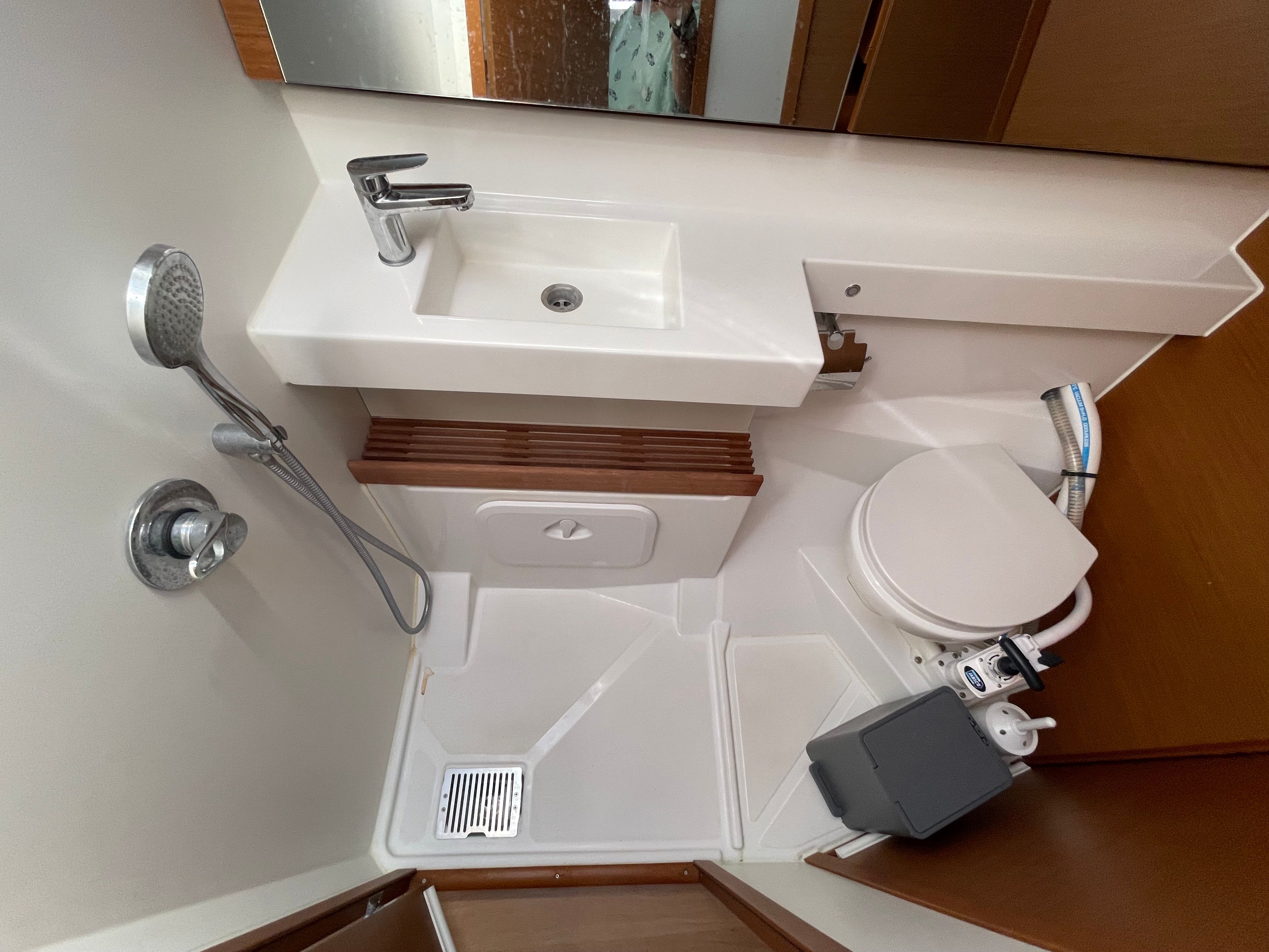 Jeanneau Sun Odyssey 440 | Ecstasea