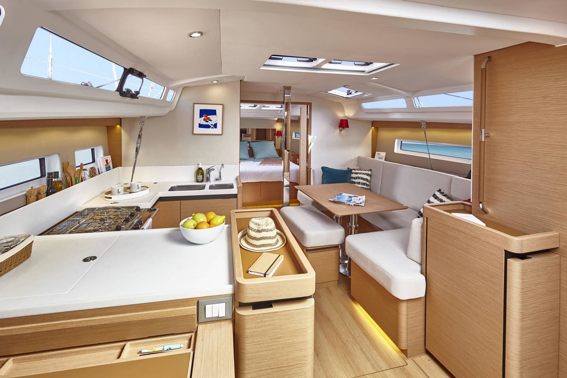 Jeanneau Sun Odyssey 440 | Musica