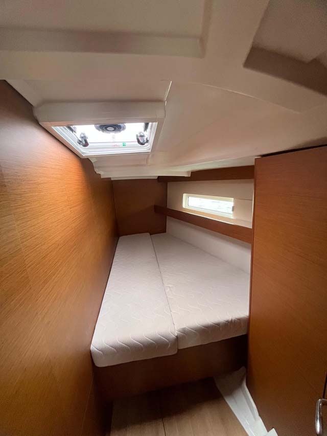 Jeanneau Sun Odyssey 440 | Musica