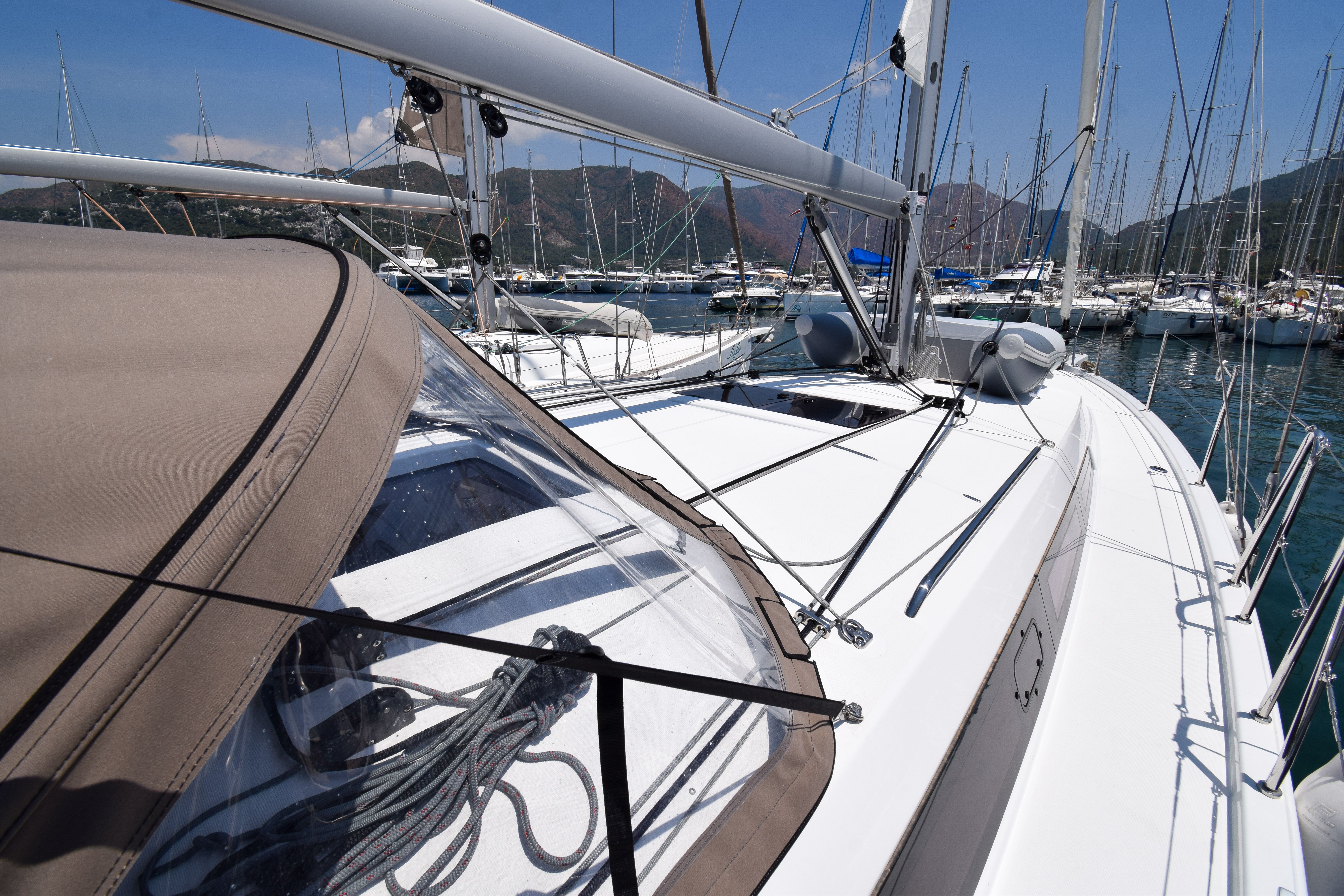 Jeanneau Sun Odyssey 410 | Sky Ela