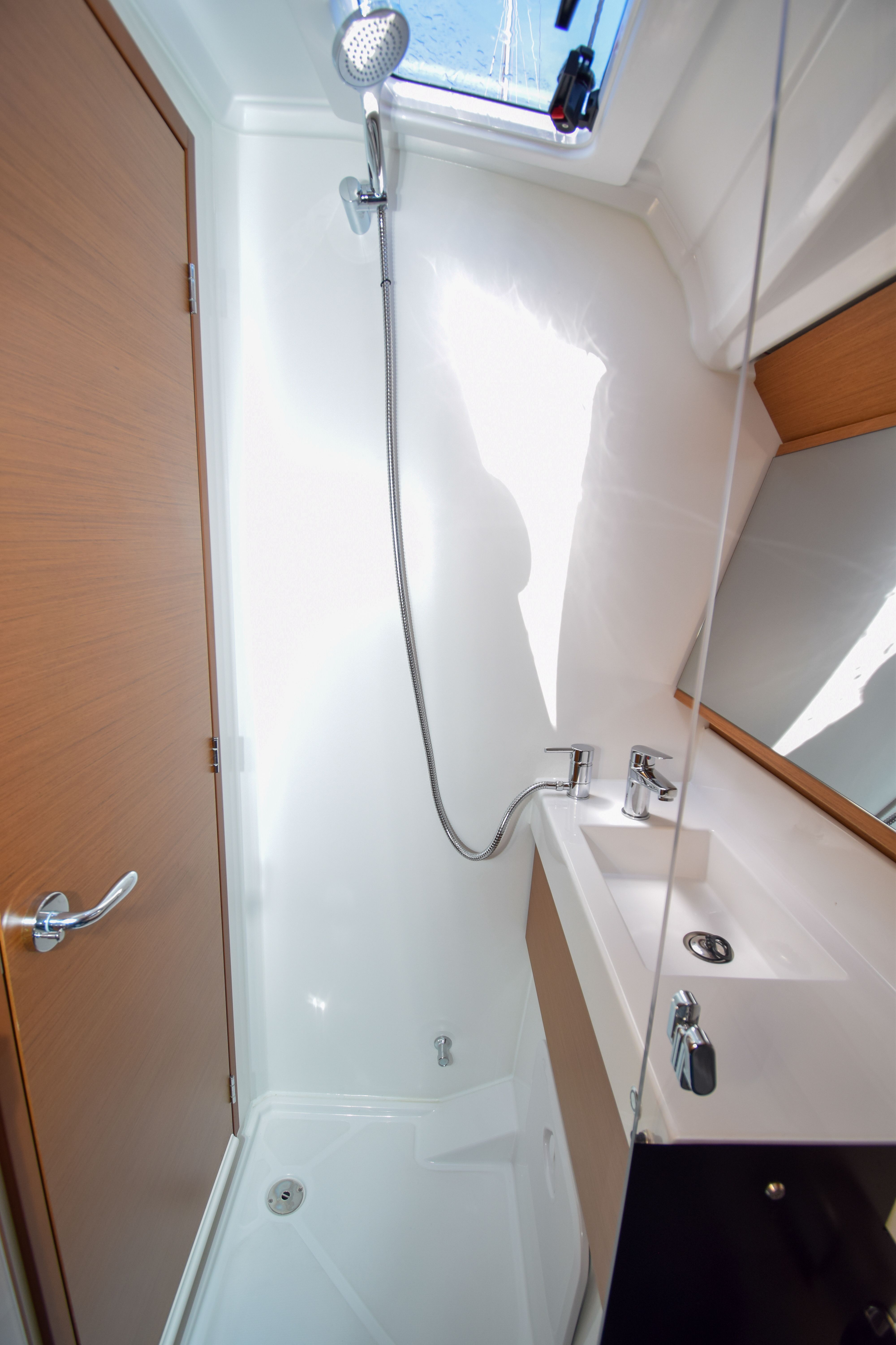 Jeanneau Sun Odyssey 410 | Sky Ela