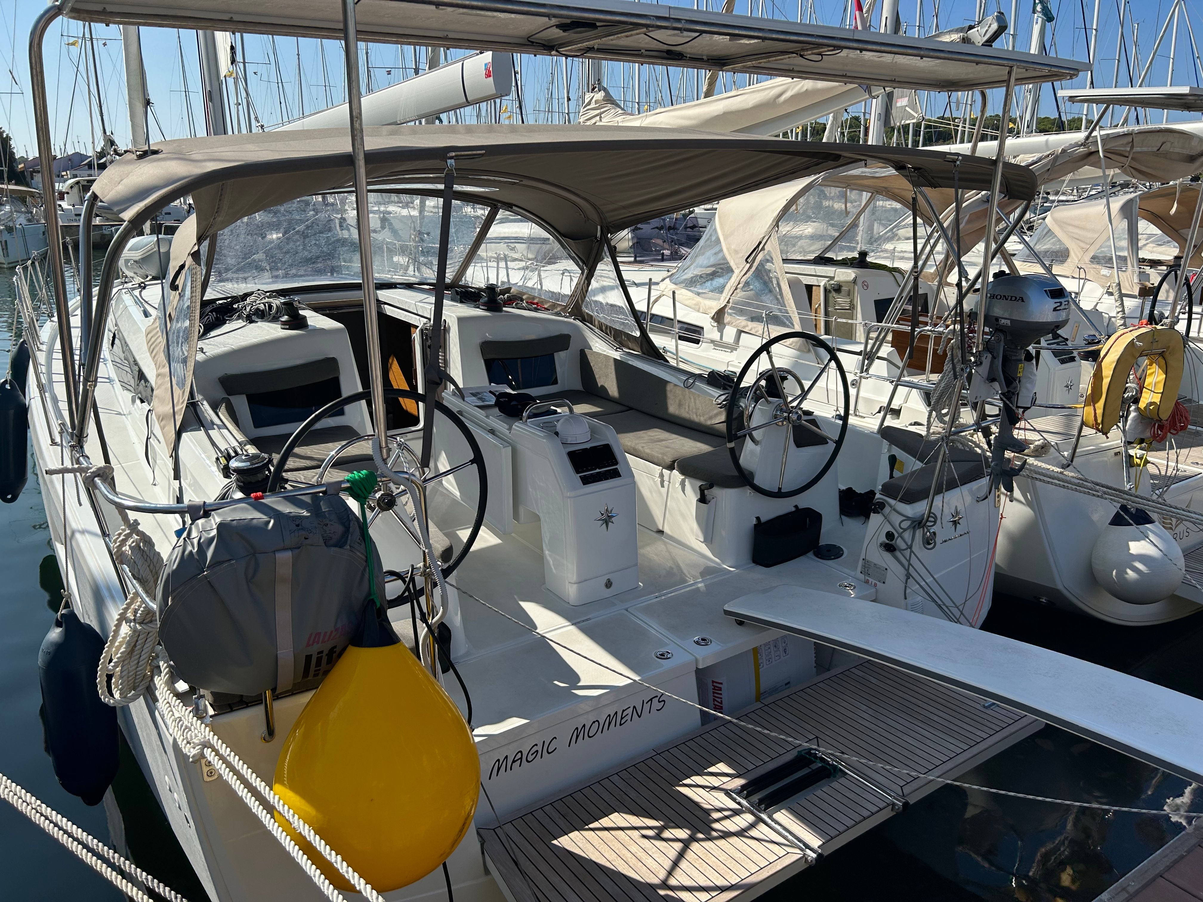 Jeanneau Sun Odyssey 410 | Magic Moments