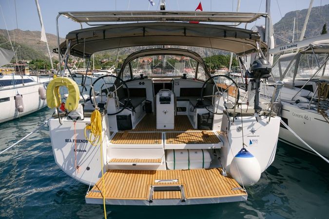 Jeanneau Sun Odyssey 440 | Sea Friends