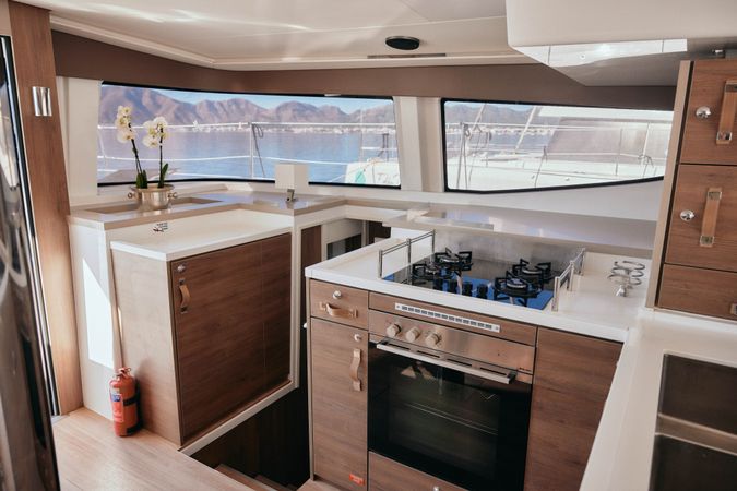 Bali 4.8 | Ediba Virgo