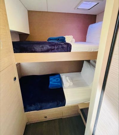Fountaine Pajot Tanna 47 | Runny Babbit