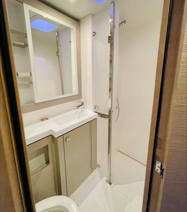 Fountaine Pajot Tanna 47 | Runny Babbit