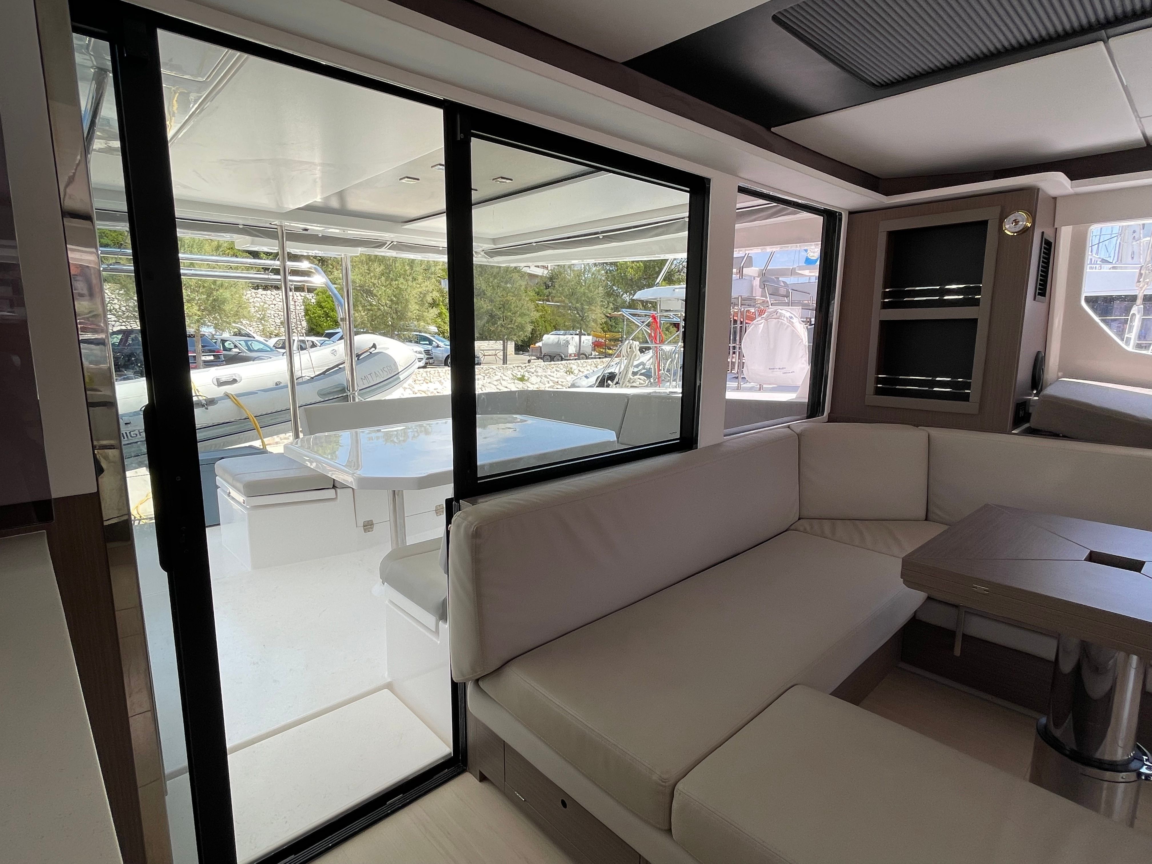Leopard 45 | Sunsail 22
