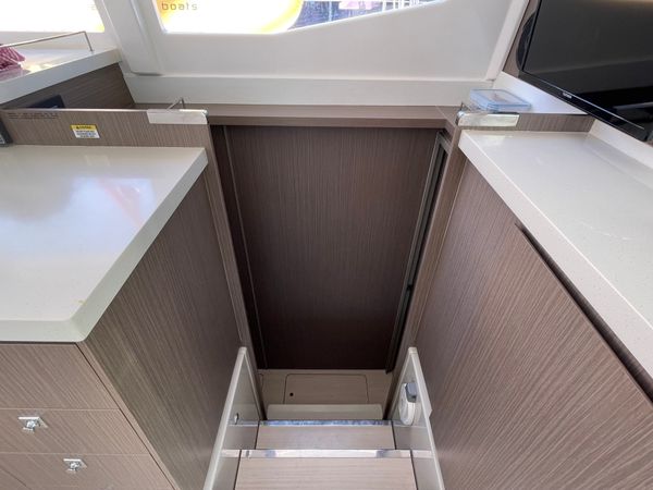 Leopard 45 | Sunsail 22