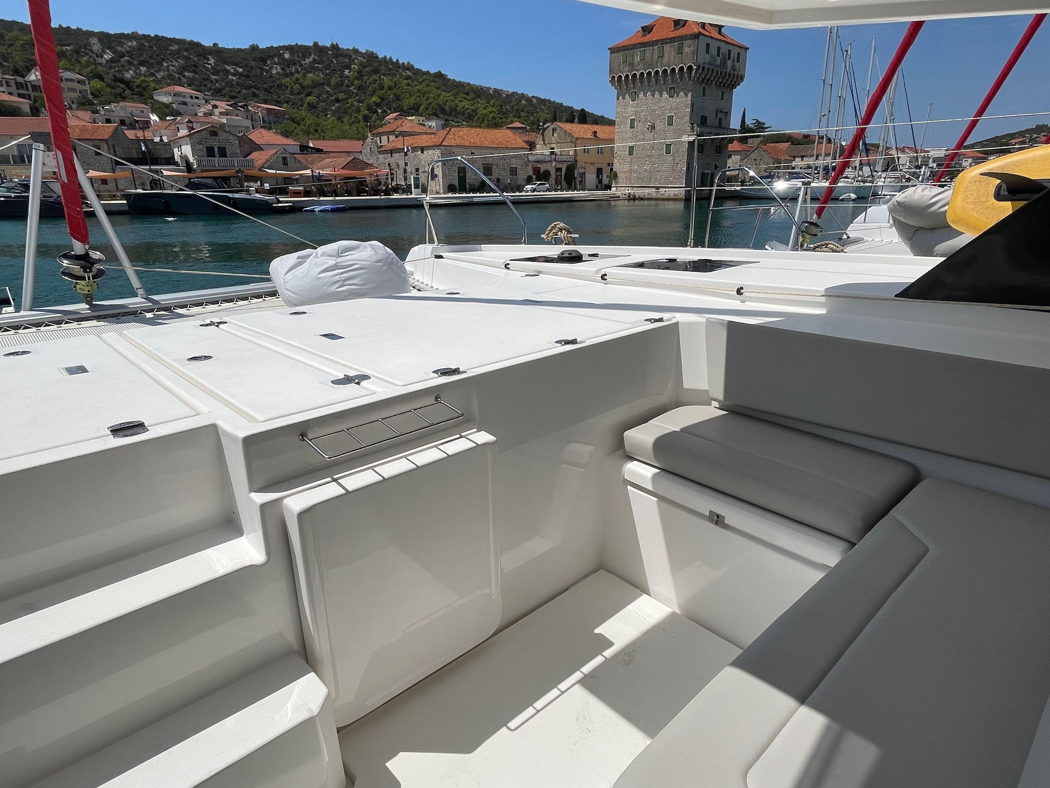Leopard 45 | Sunsail 22