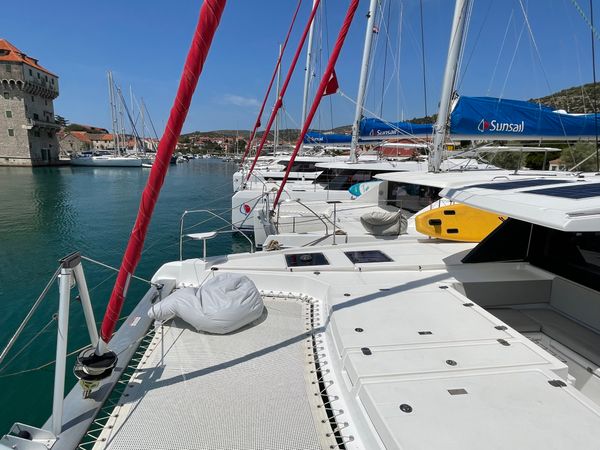 Leopard 45 | Sunsail 22