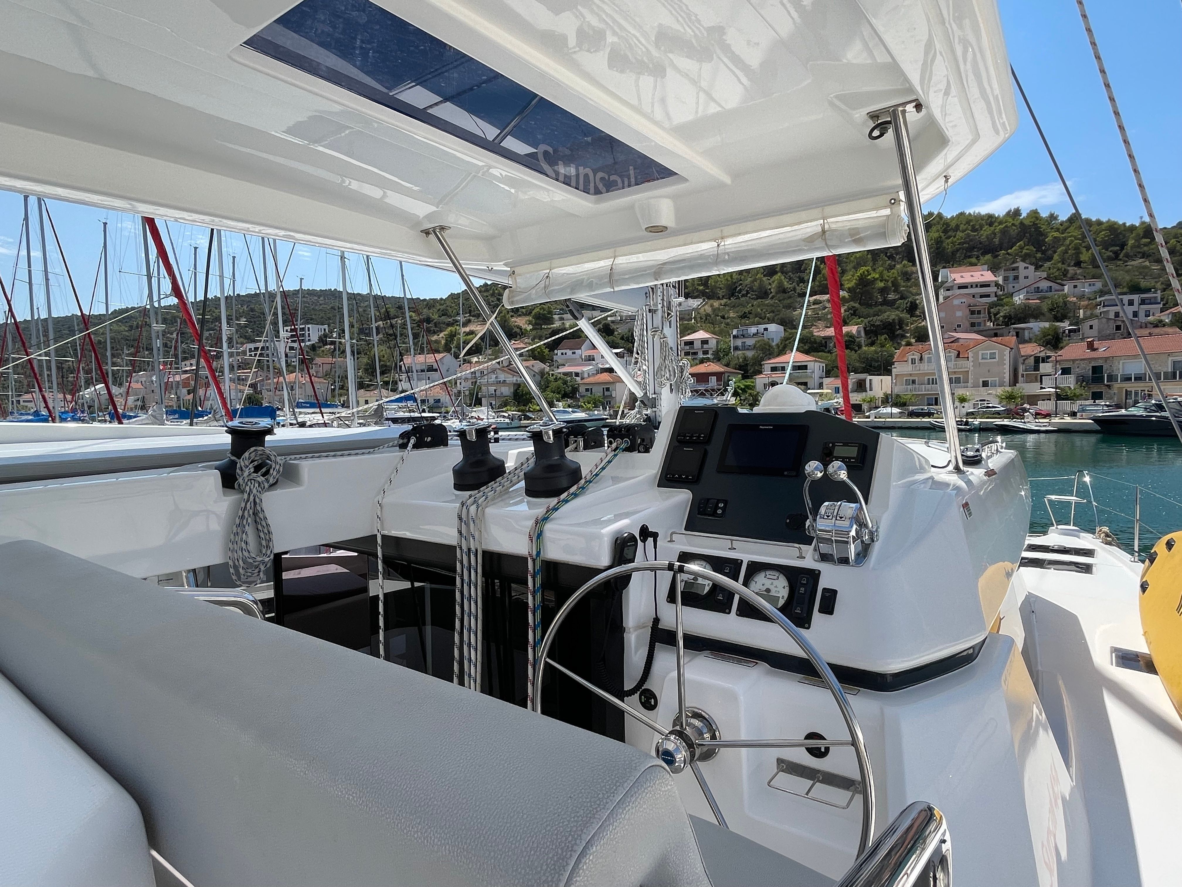 Leopard 45 | Sunsail 22