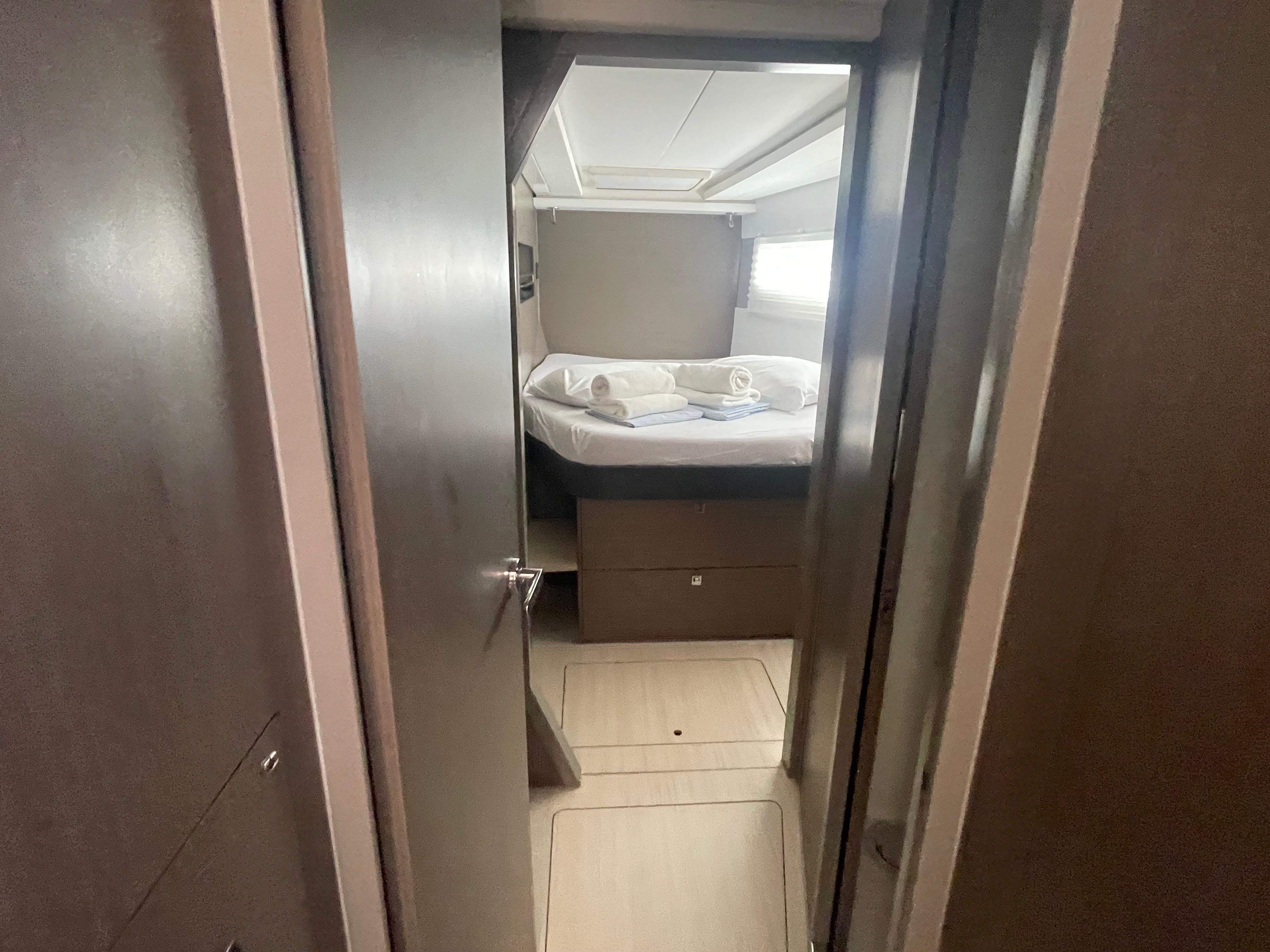 Leopard 45 | Sunsail 22