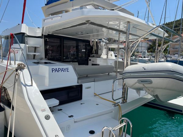 Leopard 42 | Sunsail 22