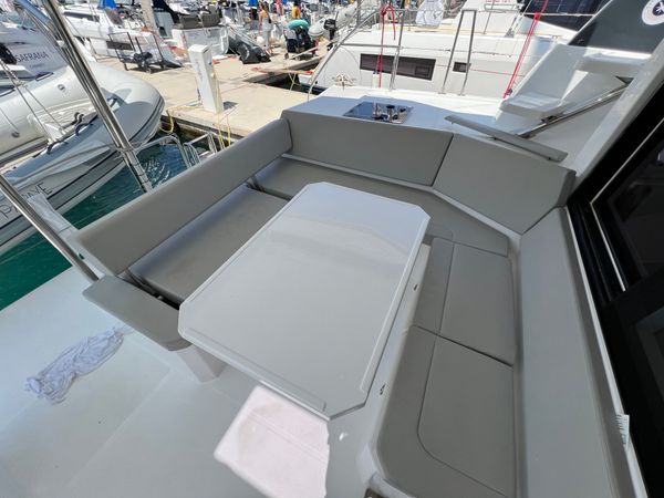 Leopard 42 | Sunsail 22
