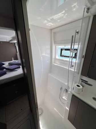 Leopard 42 | Sunsail 22