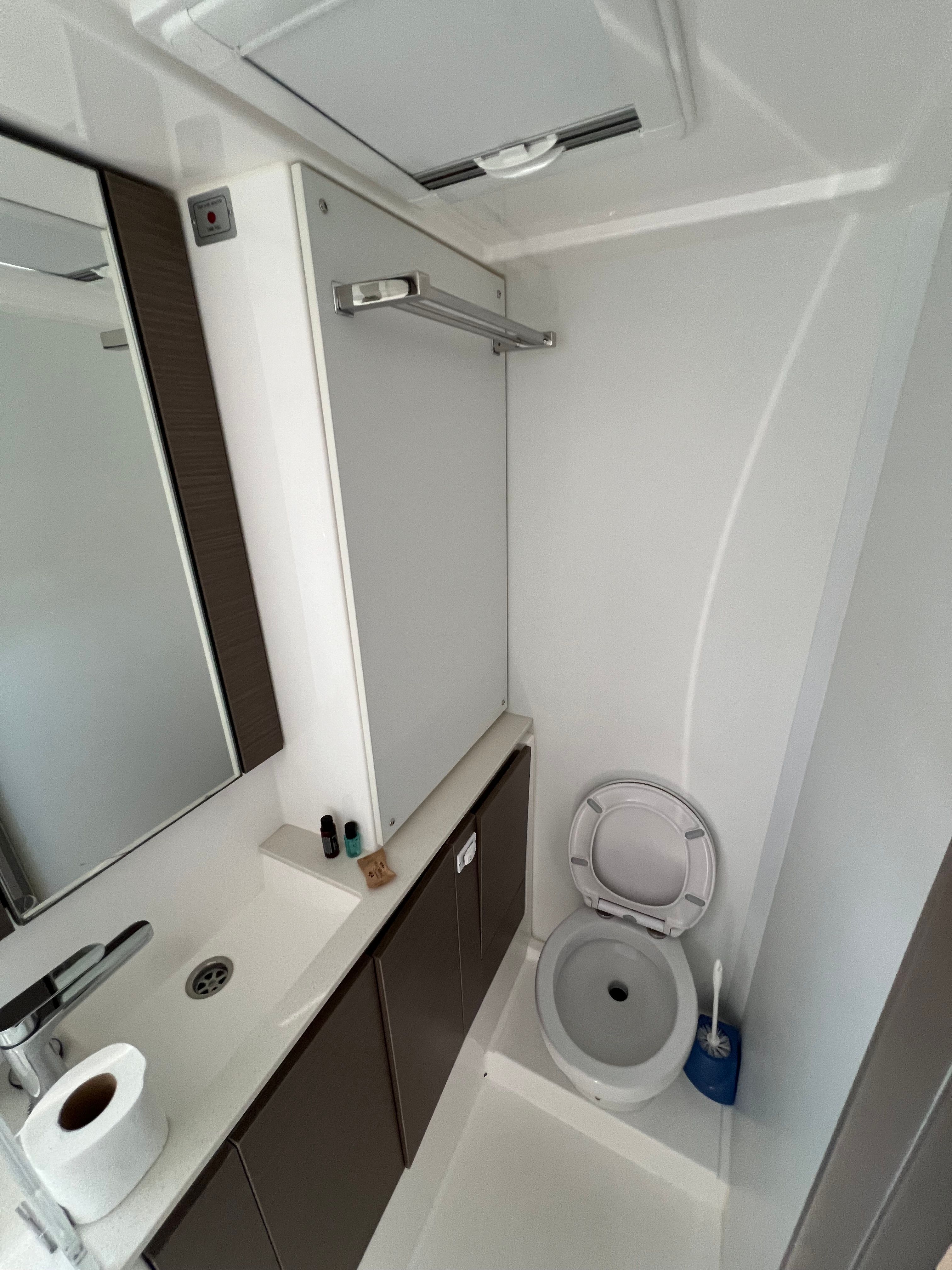 Leopard 42 | Sunsail 22