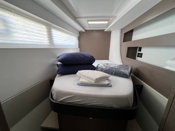 Leopard 42 | Sunsail 22