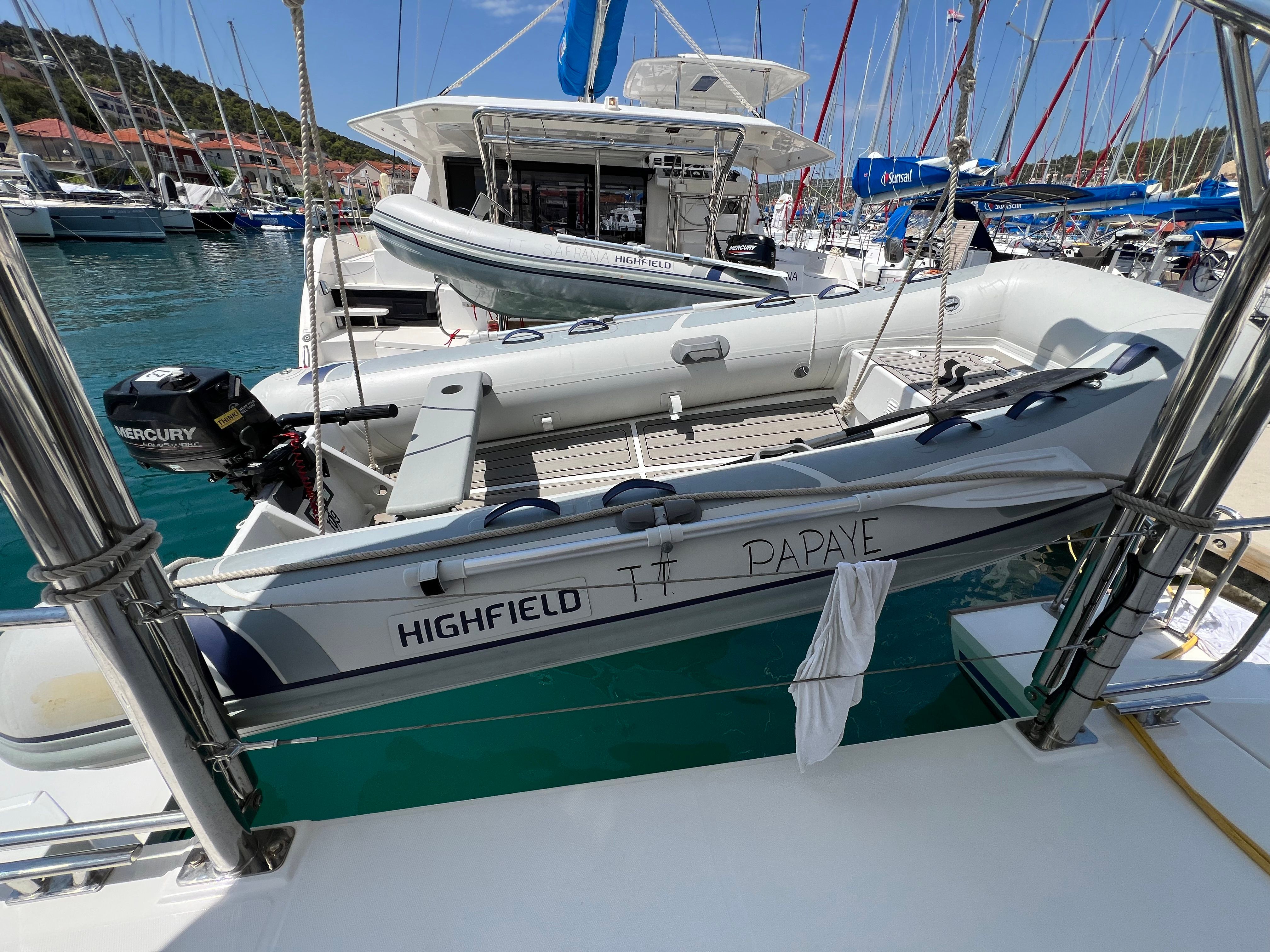 Leopard 42 | Sunsail 22