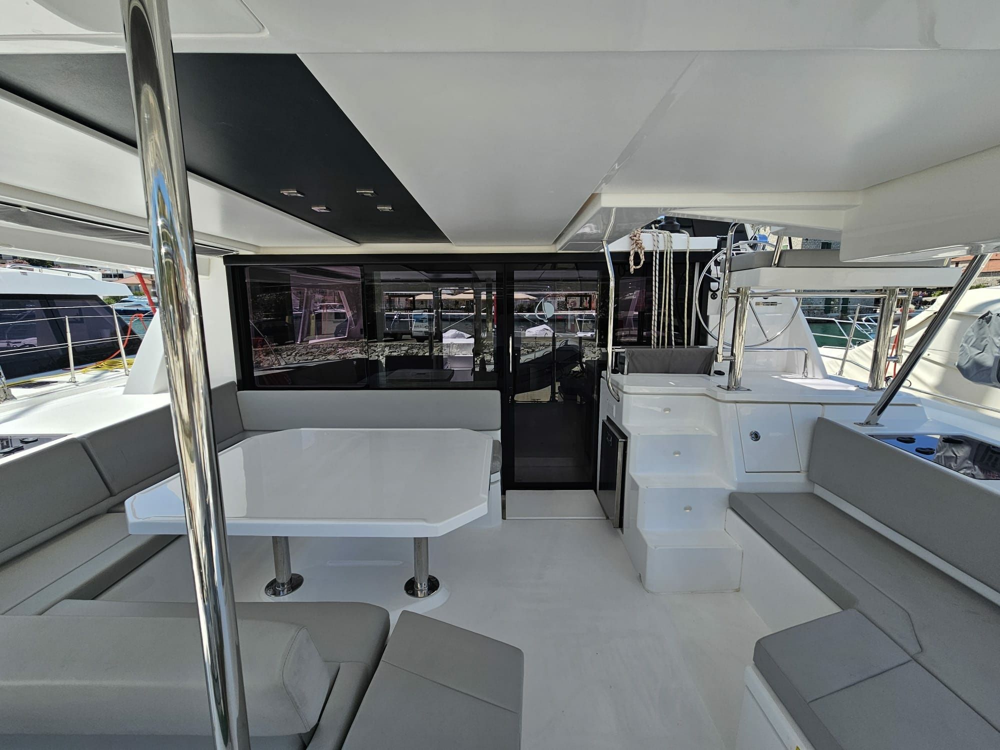 Leopard 45 | Sunsail 23