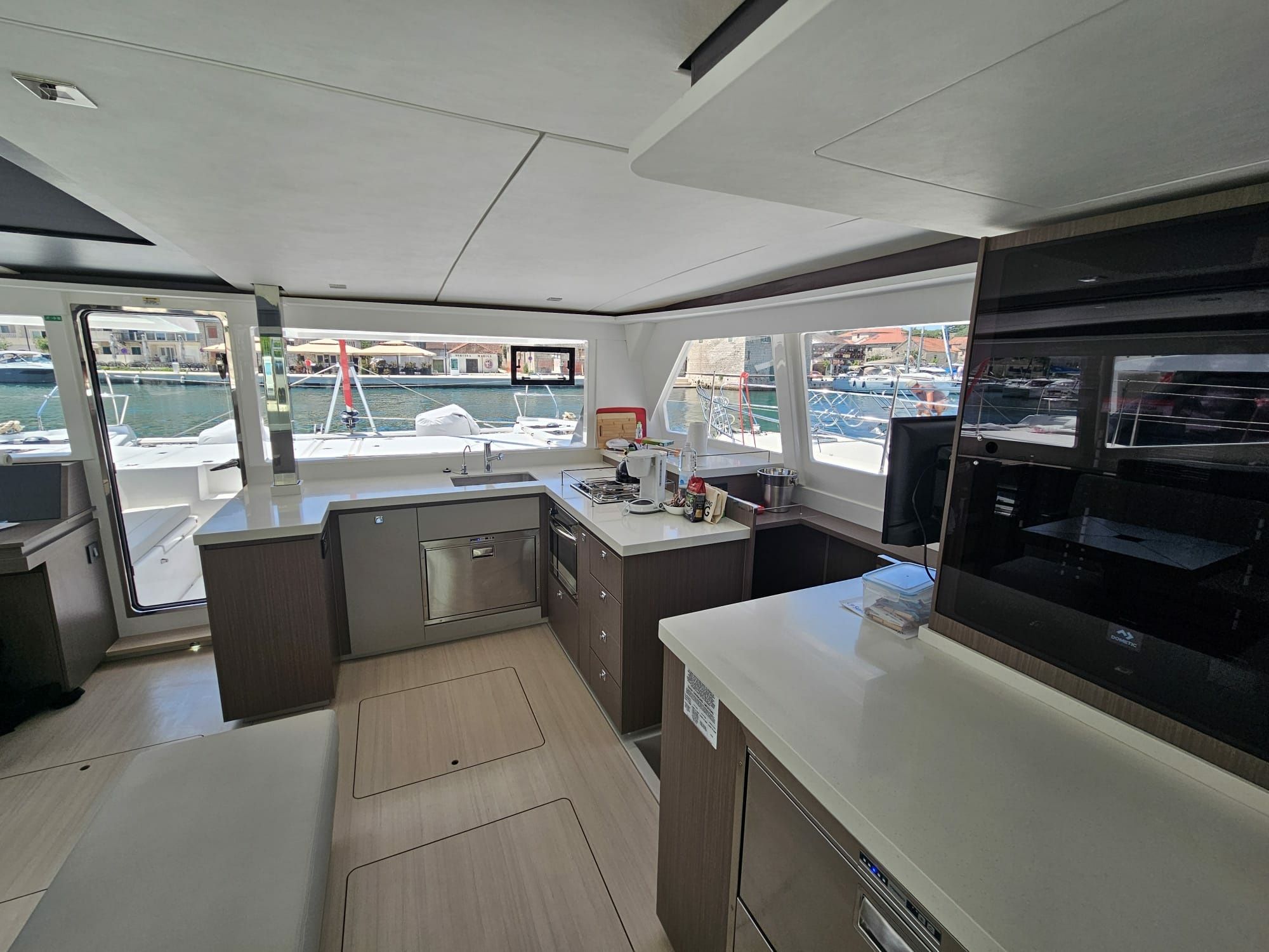 Leopard 45 | Sunsail 23