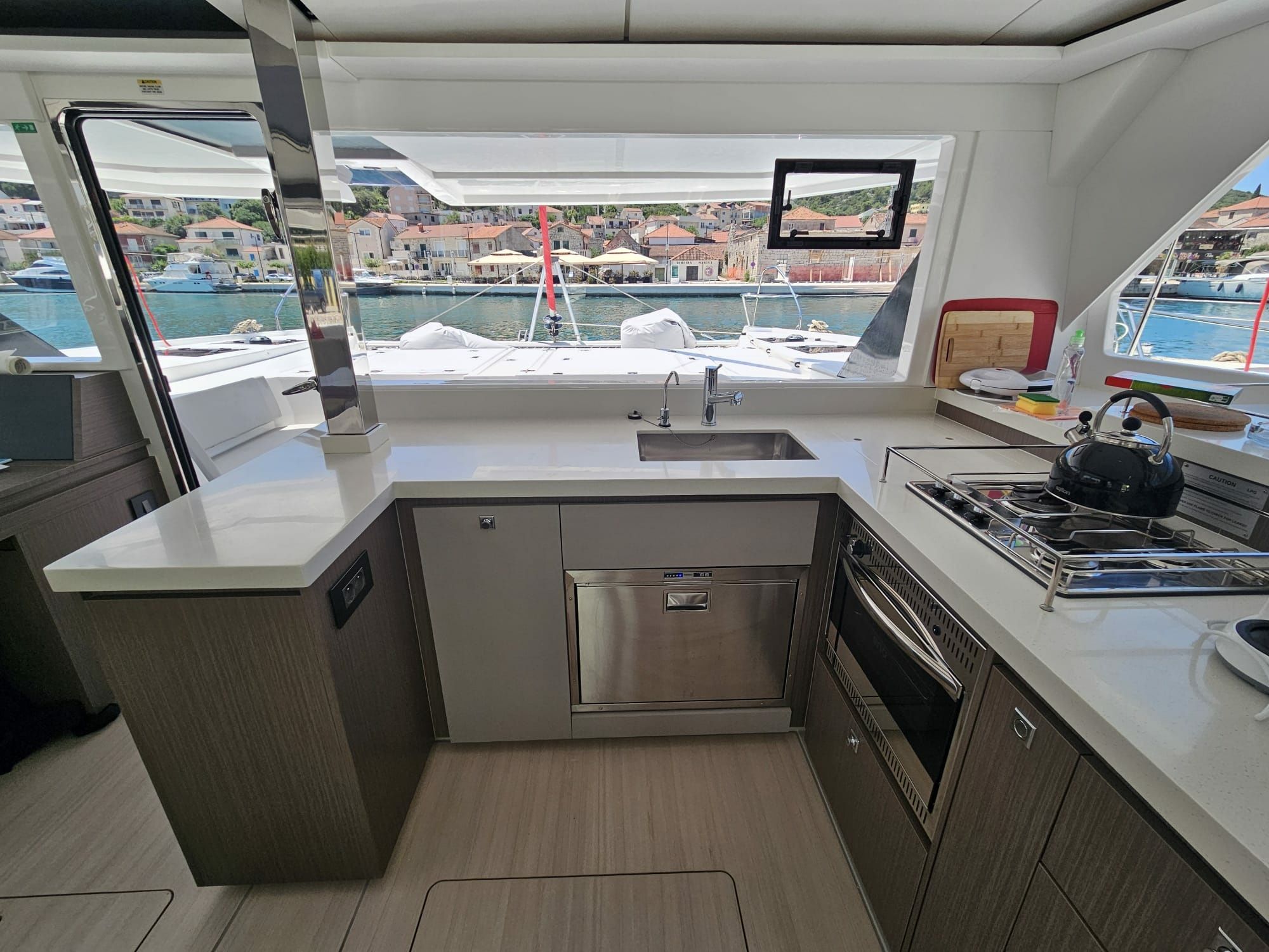 Leopard 45 | Sunsail 23