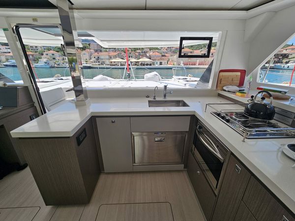 Leopard 45 | Sunsail 23