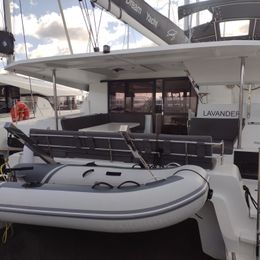 Fountaine Pajot Astrea 42 | Lavander