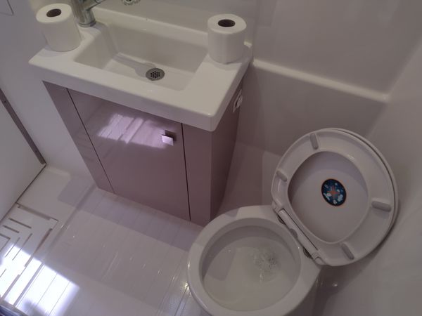 Fountaine Pajot Astrea 42 | Lavander