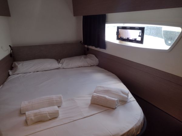 Fountaine Pajot Astrea 42 | Lavander