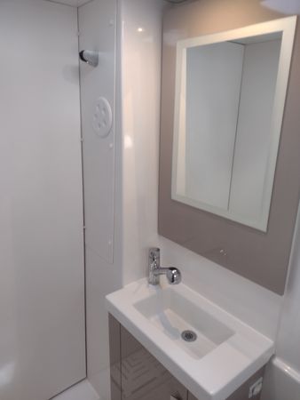 Fountaine Pajot Astrea 42 | Lavander