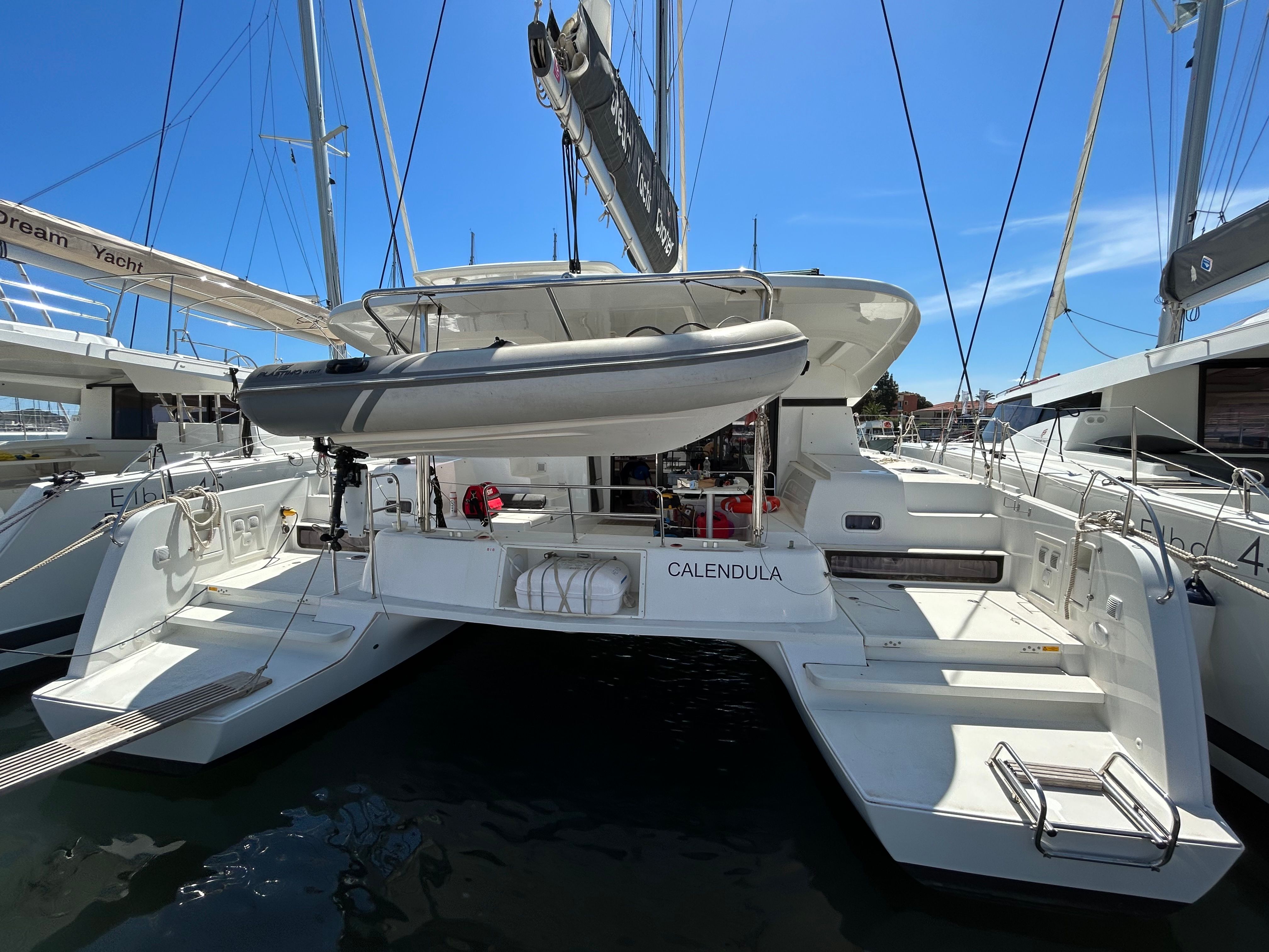 Lagoon 42 | Calendula