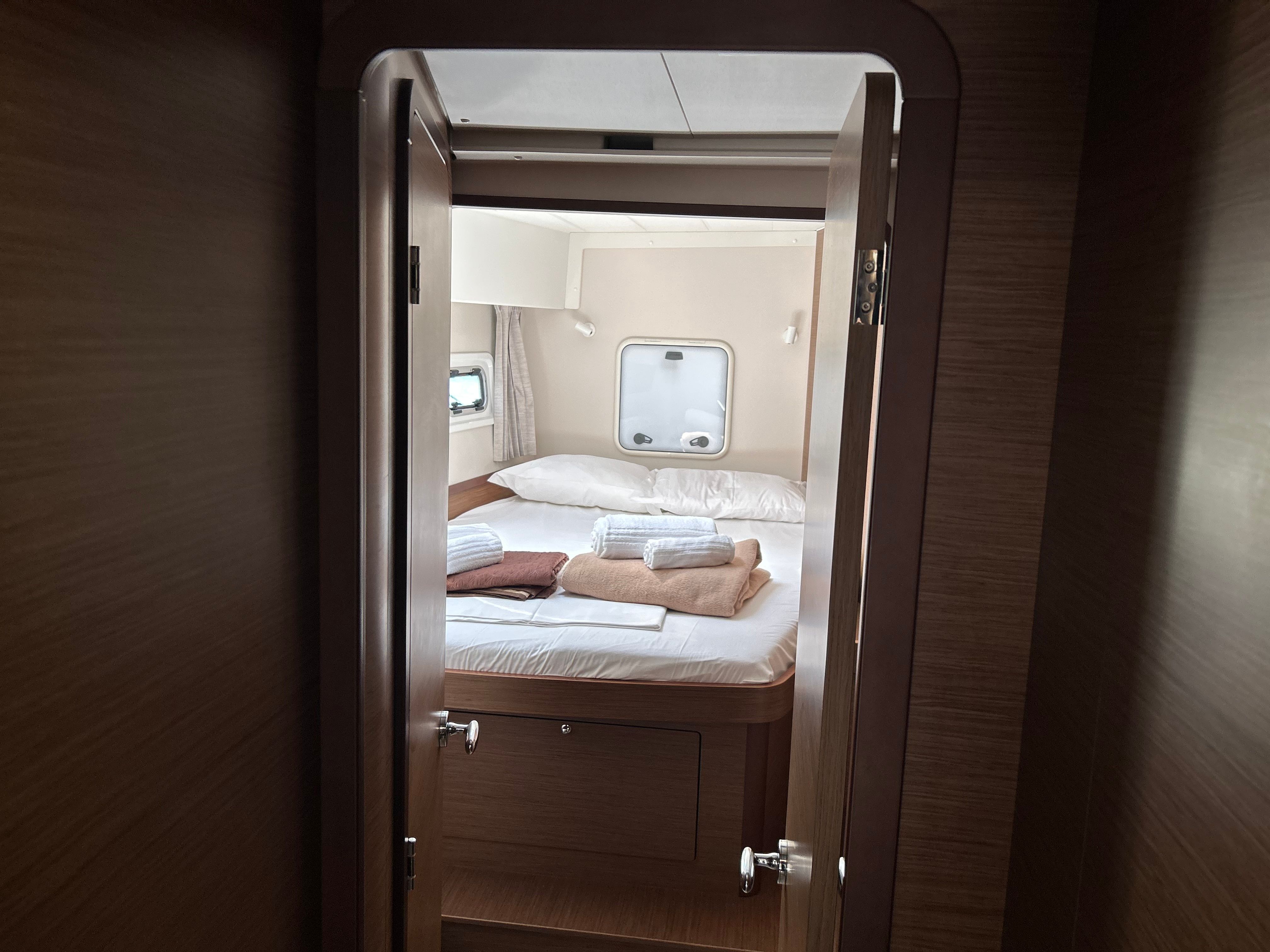 Lagoon 42 | Calendula