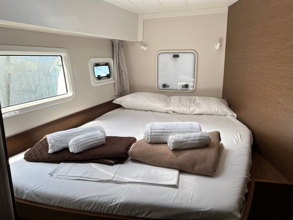 Lagoon 42 | Calendula