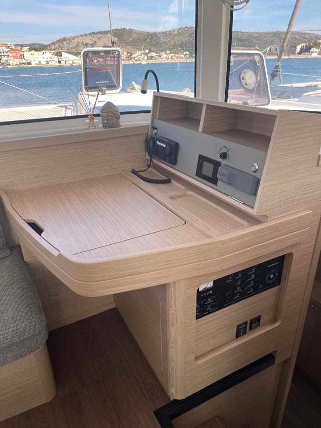 Lagoon 42 | Sailing Breeze