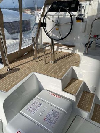 Lagoon 42 | Sailing Breeze