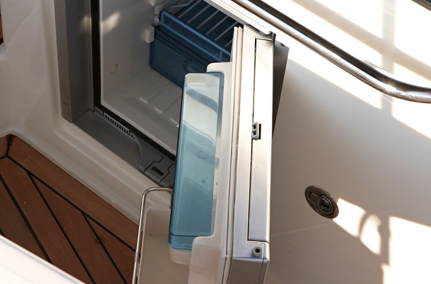 Quicksilver 805 | 23