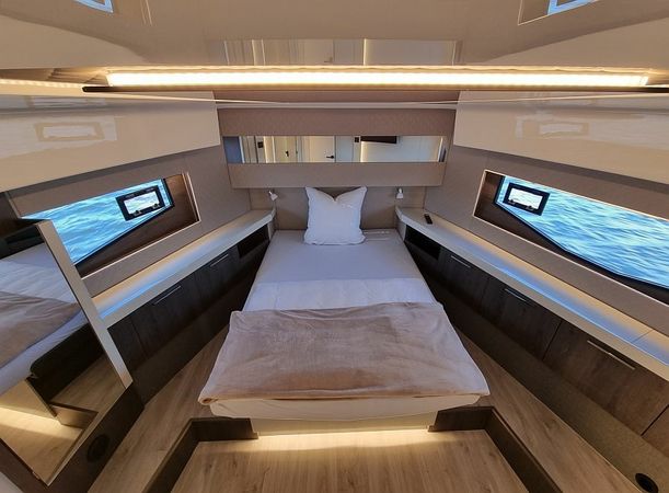 Cobra Yachts 45 | Independence