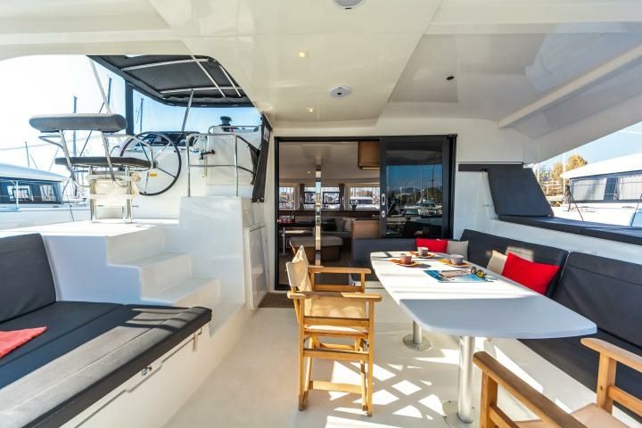 Lagoon 42 | Eternity