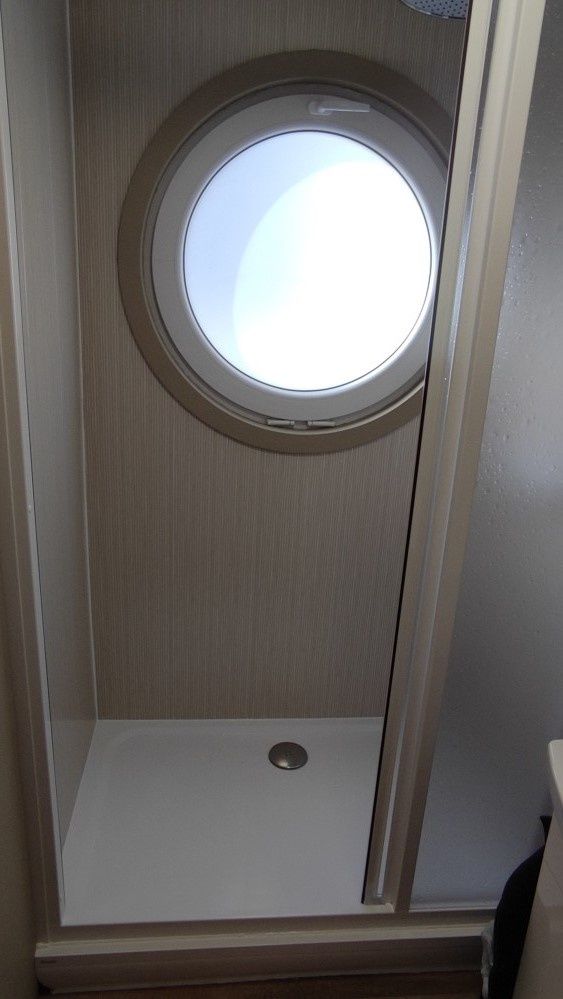 Houseboat LT Trimaran 4300 | Seensucht