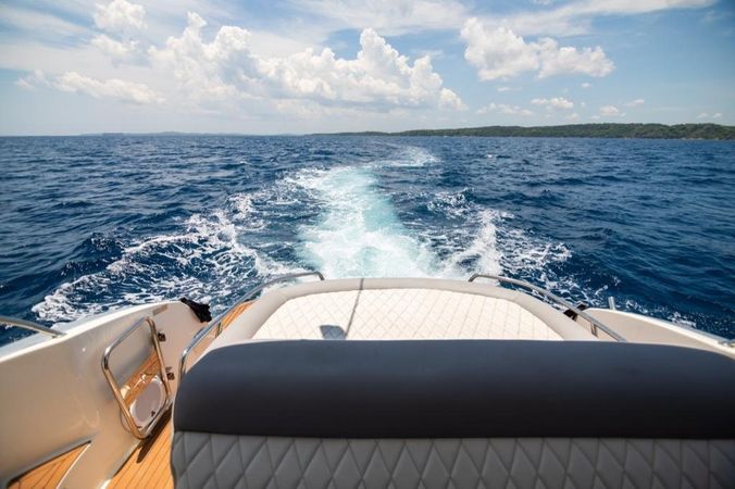 Bavaria Sport 35 | Ambar 2