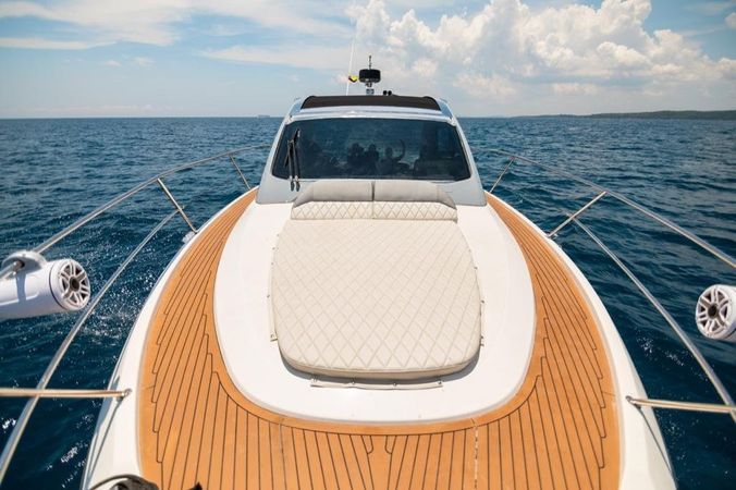 Bavaria Sport 35 | Ambar 2