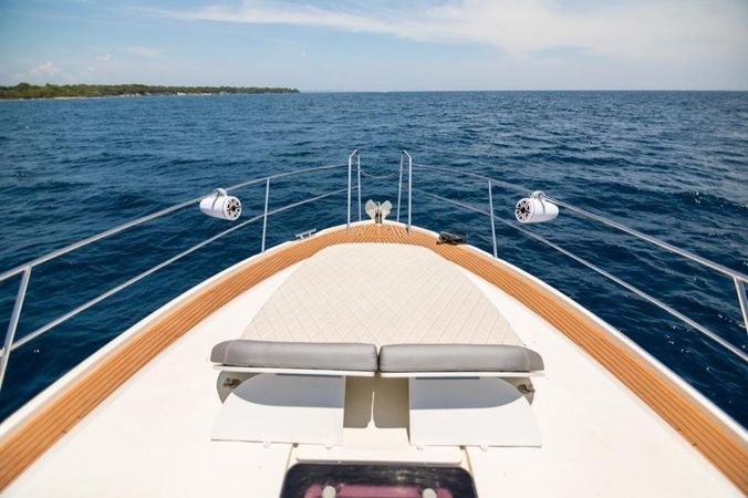 Bavaria Sport 35 | Ambar 2