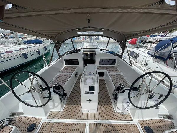 Jeanneau Sun Odyssey 440 | Amaretto