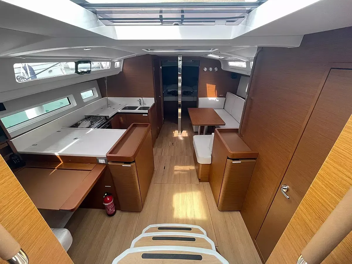 Jeanneau Sun Odyssey 440 | Amaretto