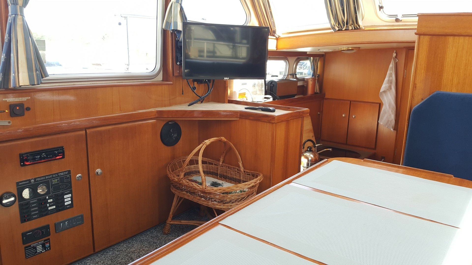 Pedro Skiron 35 | Emma