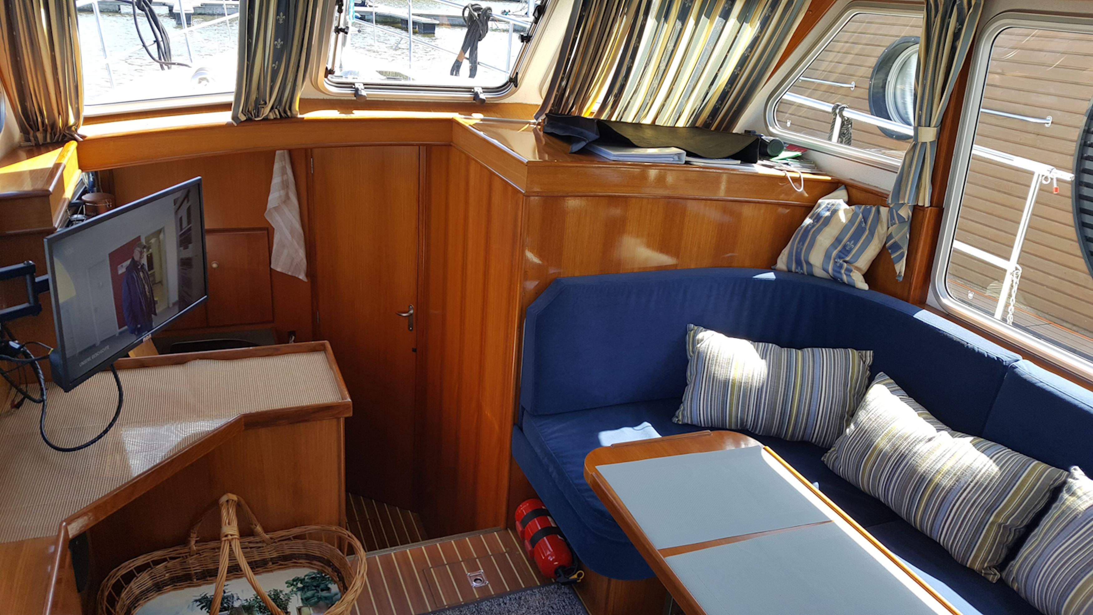 Pedro Skiron 35 | Emma